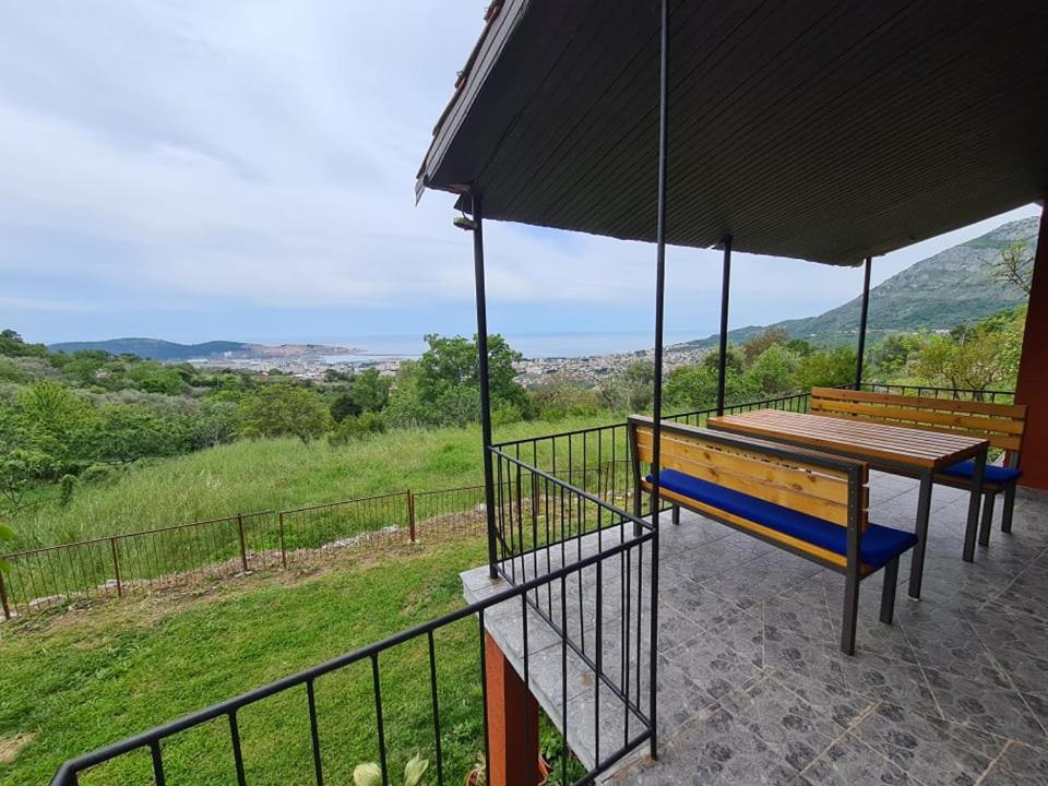 Holiday Home Vulezic Bar Bagian luar foto
